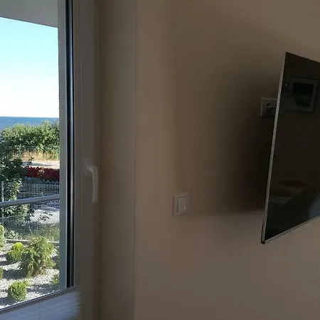 Apartamento Z Widokiem Na Morze Rewal Exterior foto