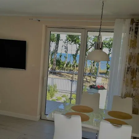 Apartamento Z Widokiem Na Morze Rewal Exterior foto