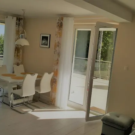 Apartamento Z Widokiem Na Morze Rewal Exterior foto